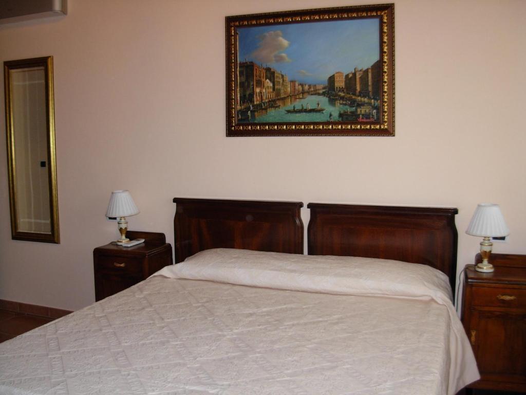 Hotel Michelangelo San Bartolomeo in Galdo Стая снимка