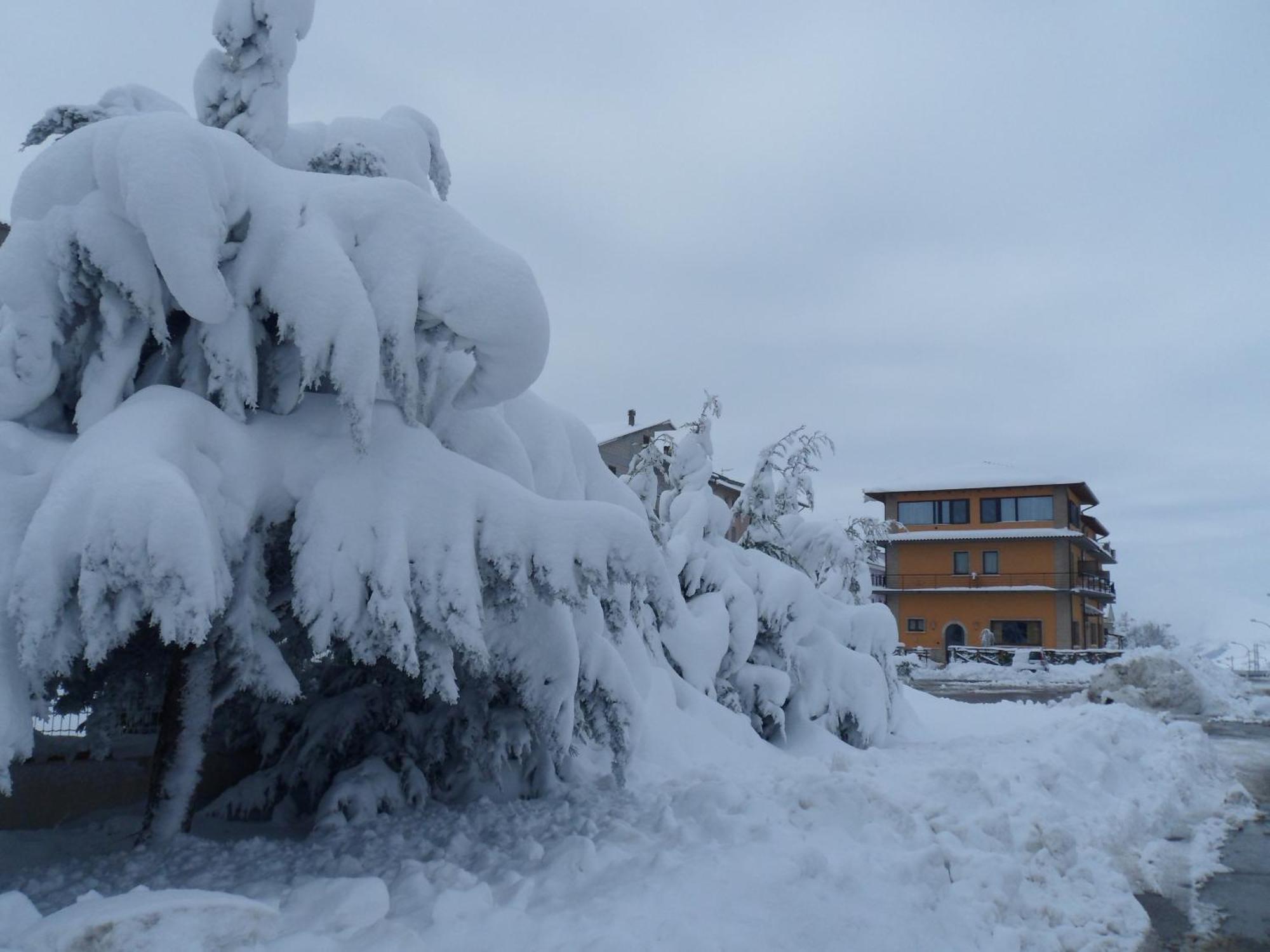 Hotel Michelangelo San Bartolomeo in Galdo Екстериор снимка