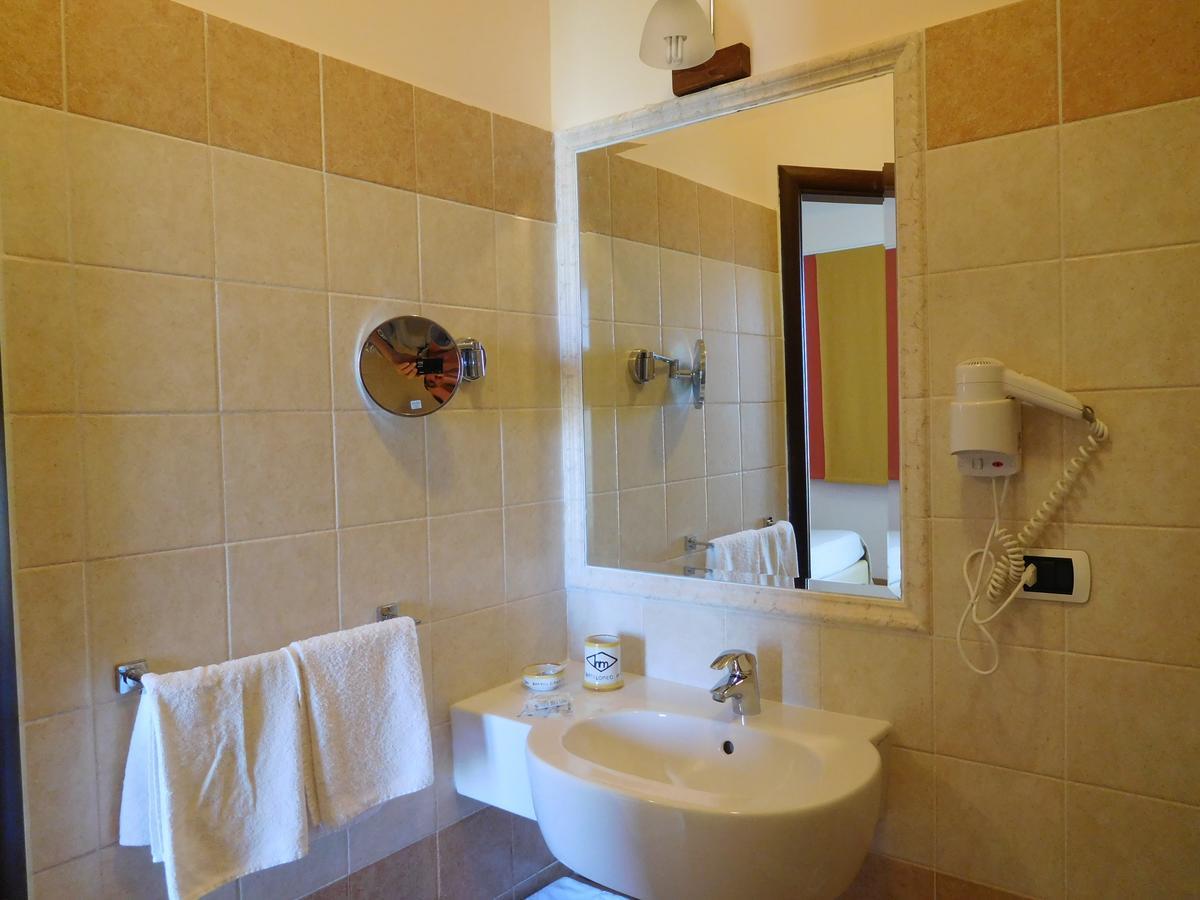 Hotel Michelangelo San Bartolomeo in Galdo Екстериор снимка