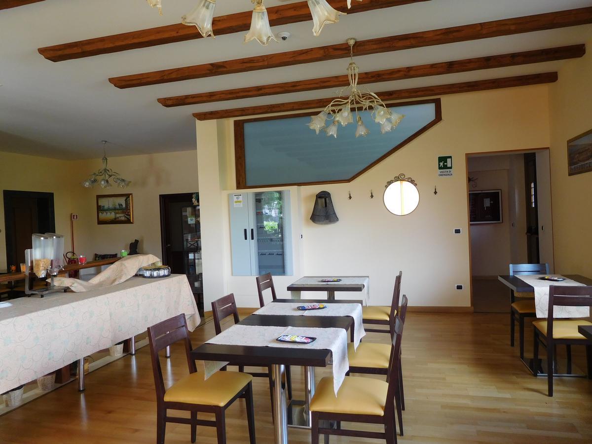 Hotel Michelangelo San Bartolomeo in Galdo Екстериор снимка